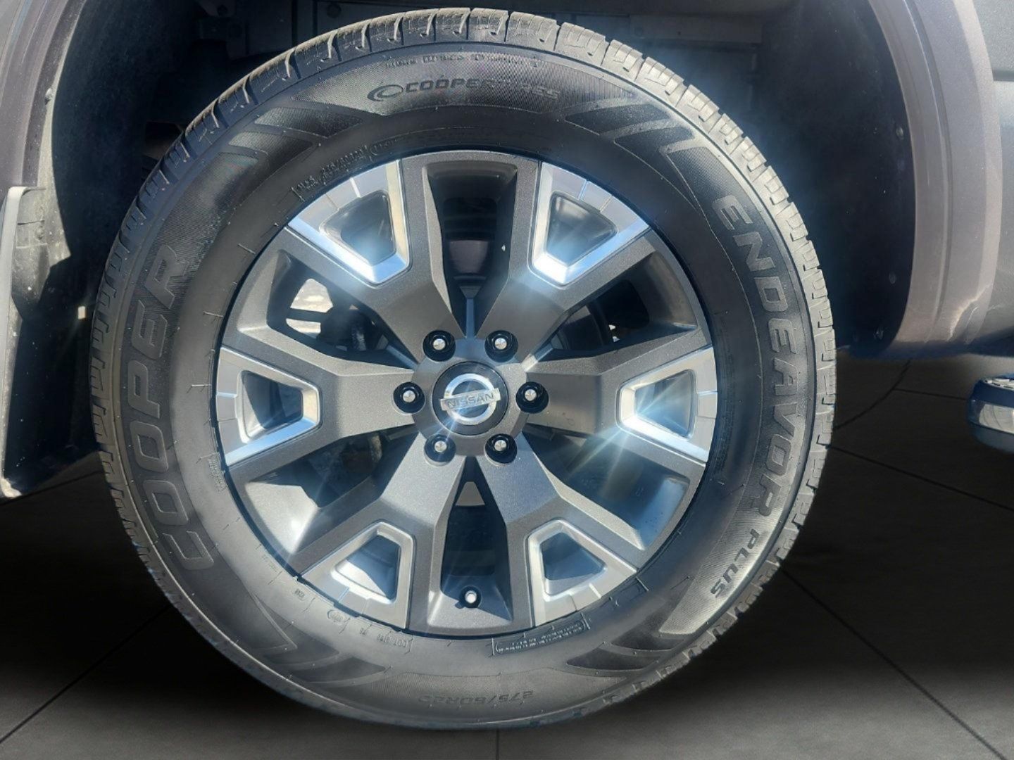Used 2021 Nissan Titan Platinum Reserve w/ Moonroof Package AWD/4WD image 8