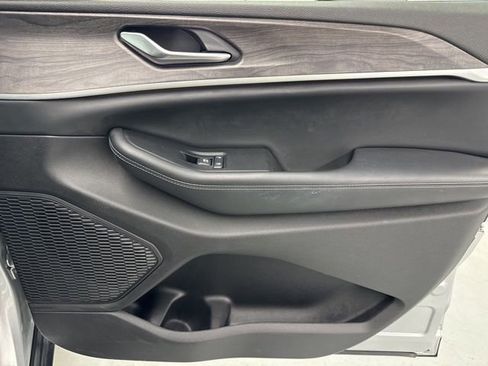 Used 2023 Jeep Grand Cherokee L Limited w/ Trailer Tow Group (B) image 28