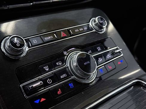 Used 2023 Lincoln Nautilus Reserve w/ Luxury Package image 75