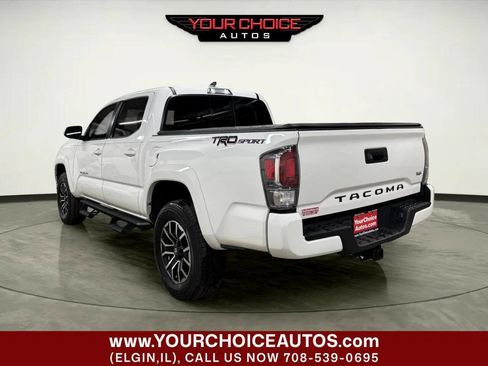 Used 2021 Toyota Tacoma TRD Sport image 3