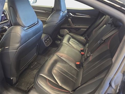 Used 2022 Maserati Ghibli Modena Q4 image 16