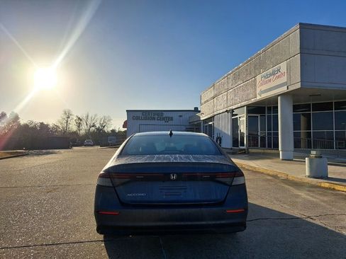 Used 2023 Honda Accord LX image 7