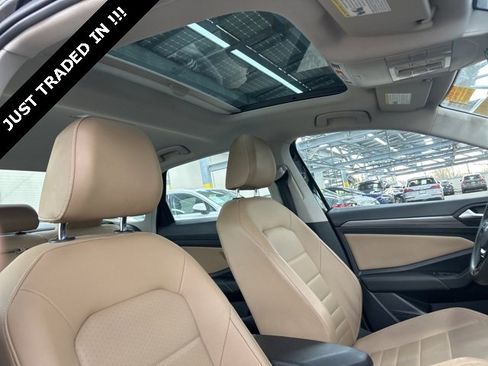 Used 2021 Volkswagen Jetta SEL image 11