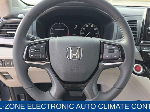 New 2026 Honda Odyssey Touring image 15
