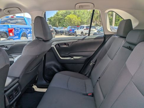 Used 2024 Toyota RAV4 XLE FWD image 14