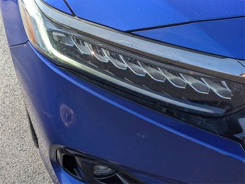 Used 2022 Honda Accord Sport image 4