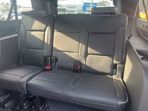 New 2026 GMC Yukon XL Elevation image 19