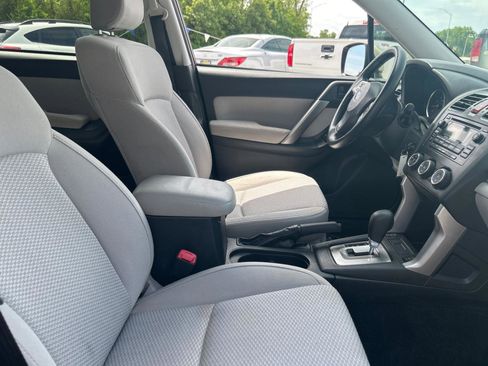 Used 2015 Subaru Forester 2.5i Premium w/ All-Weather Package AWD/4WD image 24