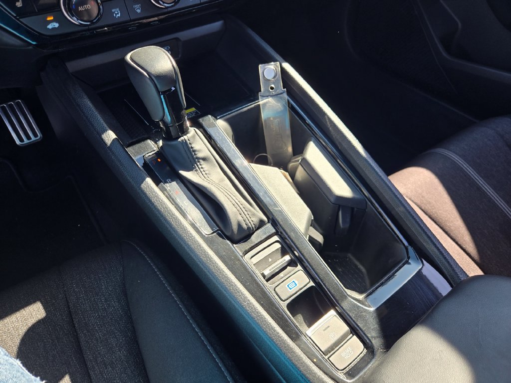 Used 2025 Honda Accord Sport image 18