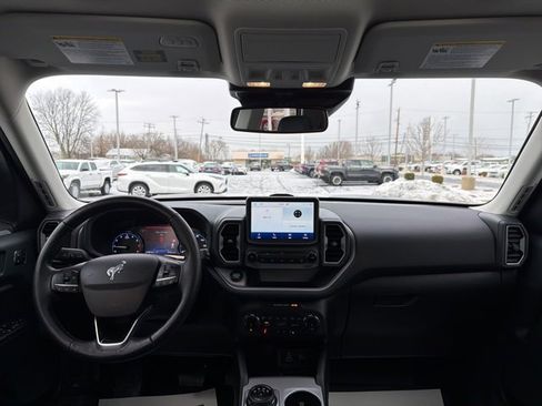 Used 2023 Ford Bronco Sport Outer Banks w/ Tech Package image 11