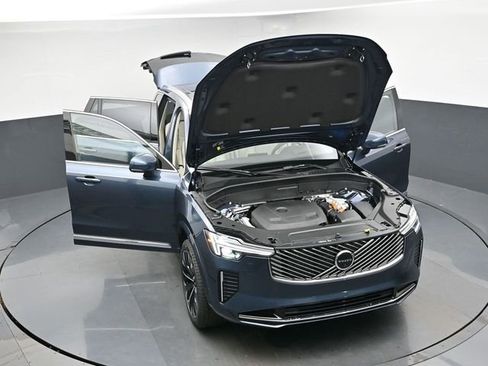 New 2026 Volvo XC90 T8 Ultra w/ Protection Package Premier AWD/4WD image 50