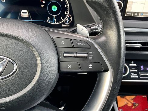 Used 2023 Hyundai Sonata Limited image 11