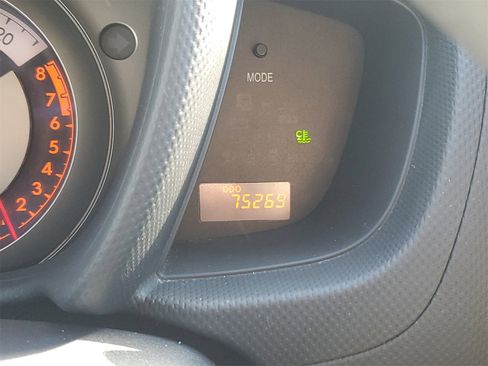 Used 2014 Scion xD image 25