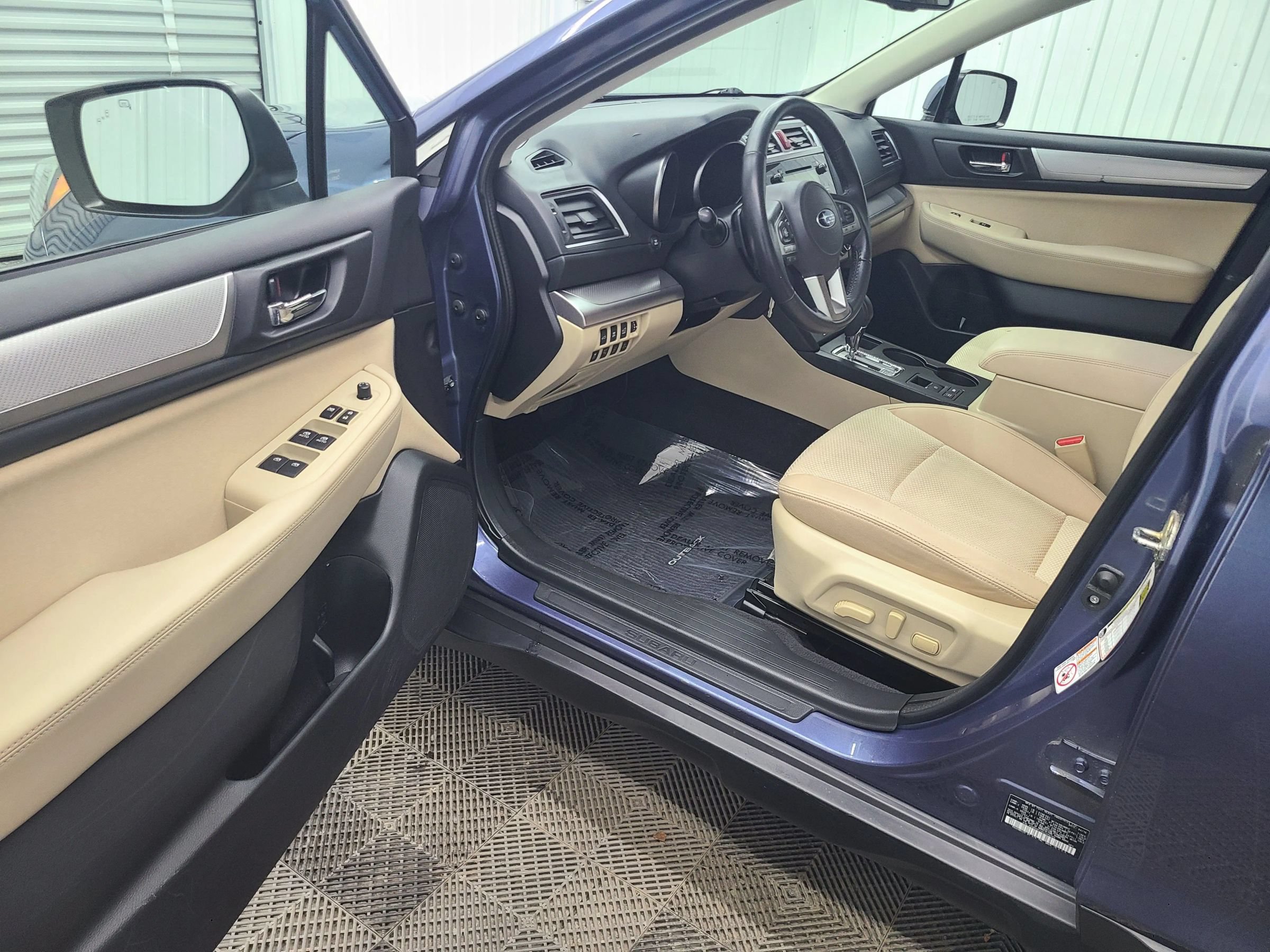 Used 2016 Subaru Outback 2.5i Premium AWD/4WD image 20