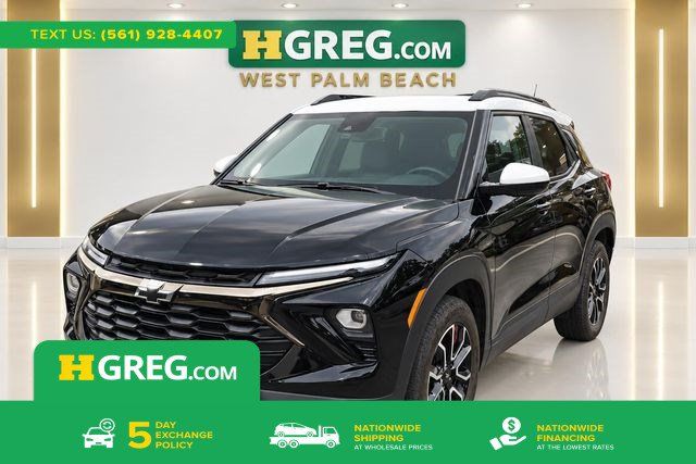 Used 2025 Chevrolet TrailBlazer ACTIV w/ Convenience Package FWD image 1