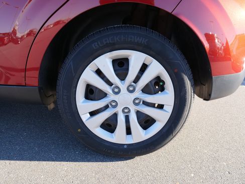 Used 2023 Kia Soul LX image 12