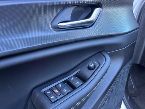 New 2025 Jeep Grand Cherokee L Altitude image 26