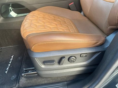 Certified 2025 Nissan Armada Platinum Reserve AWD/4WD image 21