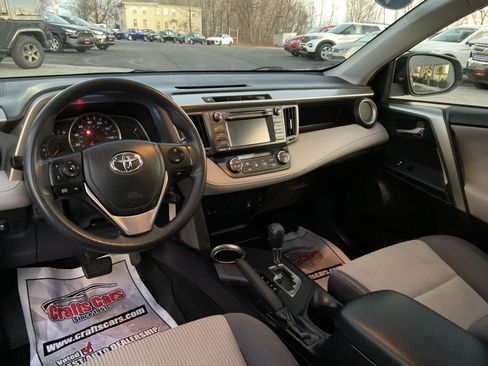 Used 2015 Toyota RAV4 XLE image 13
