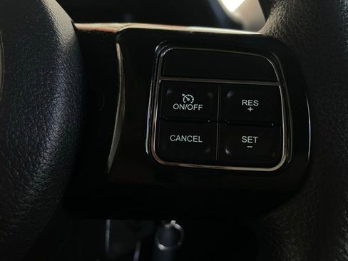 Used 2017 Jeep Patriot Sport image 25