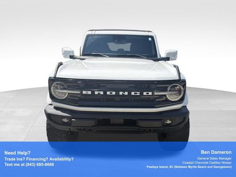 Used 2022 Ford Bronco Outer Banks AWD/4WD image 2