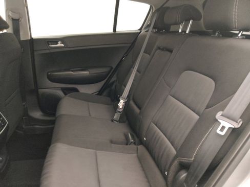Used 2021 Kia Sportage LX FWD image 18