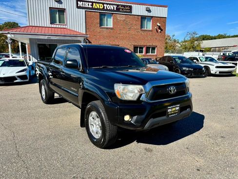 Used 2012 Toyota Tacoma 4x4 Double Cab image 3