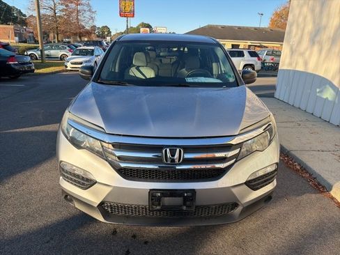 Used 2016 Honda Pilot LX image 7