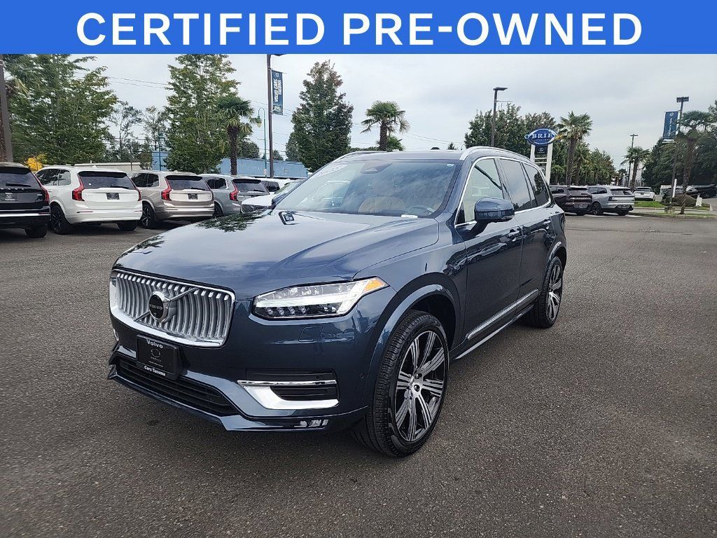 Used 2025 Volvo XC90 B5 Ultra w/ Protection Package Premier AWD/4WD image 1