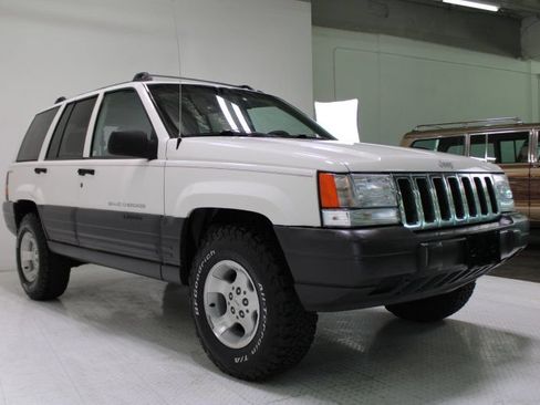 Used 1997 Jeep Grand Cherokee Laredo AWD/4WD image 10