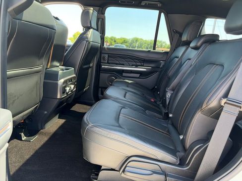 Used 2022 Ford Expedition Platinum AWD/4WD image 37