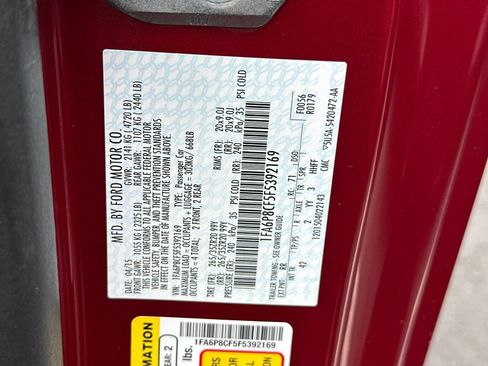 Used 2015 Ford Mustang GT Premium RWD image 32