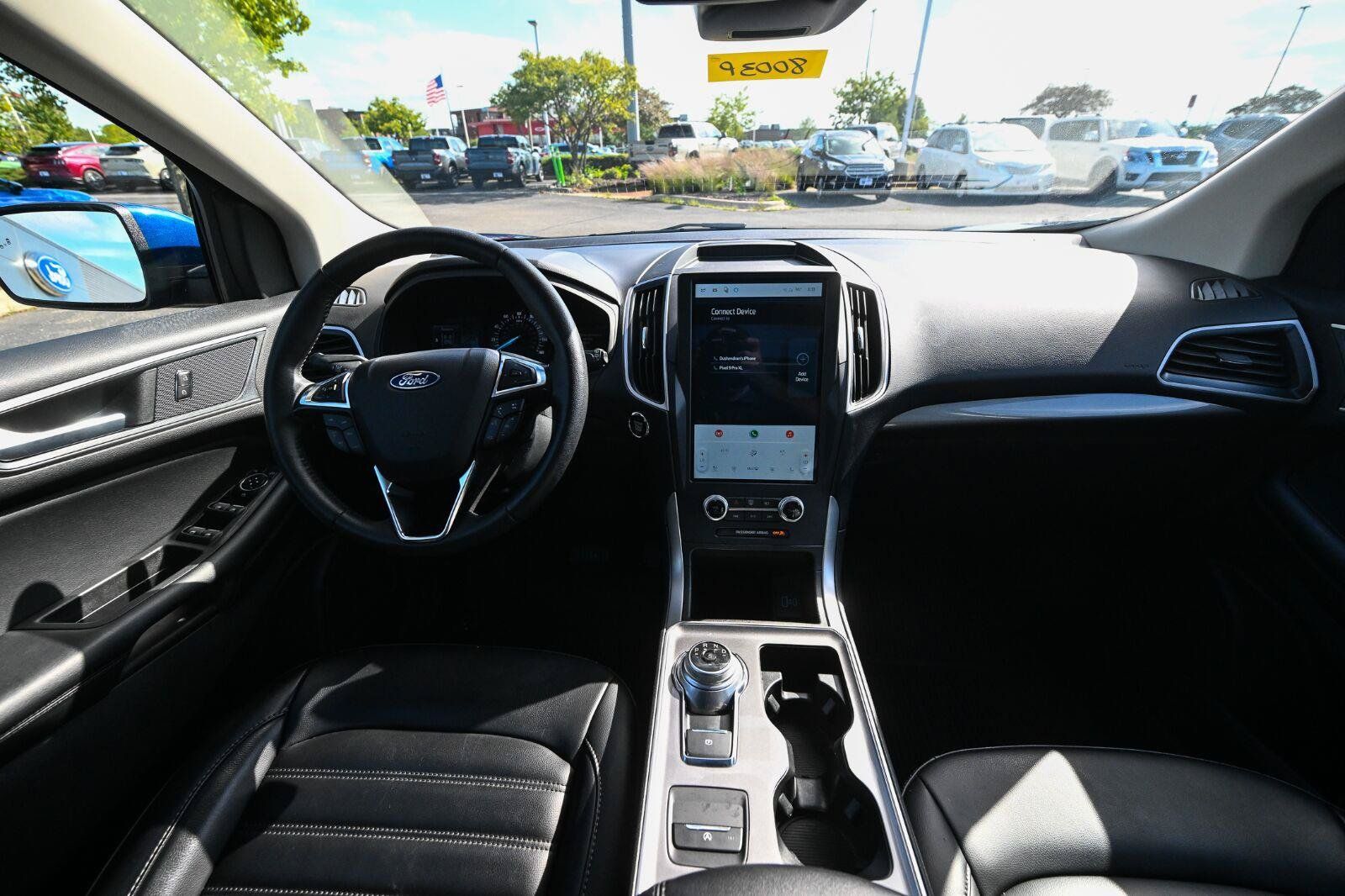 Certified 2024 Ford Edge SEL w/ Convenience Package AWD/4WD image 32