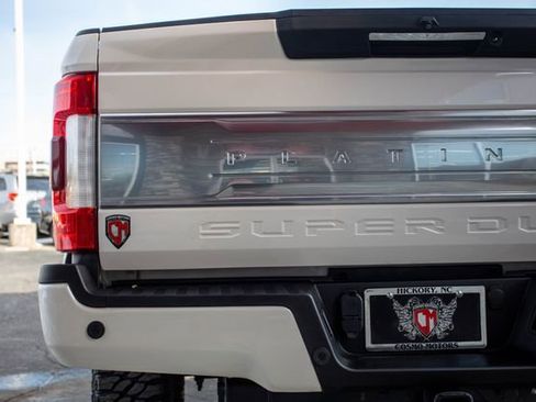 Used 2018 Ford F250 Platinum w/ Platinum Ultimate Package image 38