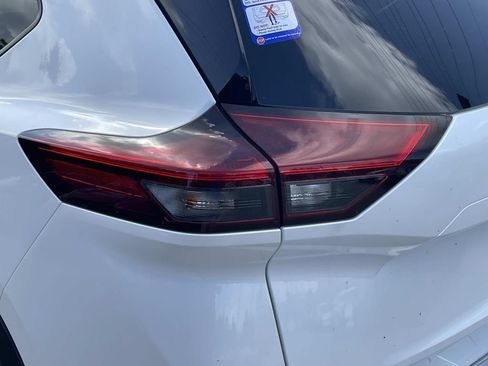 New 2026 Nissan Rogue Platinum AWD/4WD image 10