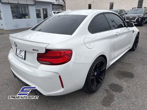 Used 2018 BMW M2 image 9