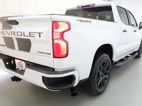 Certified 2020 Chevrolet Silverado 1500 Custom w/ Rally Edition AWD/4WD image 18
