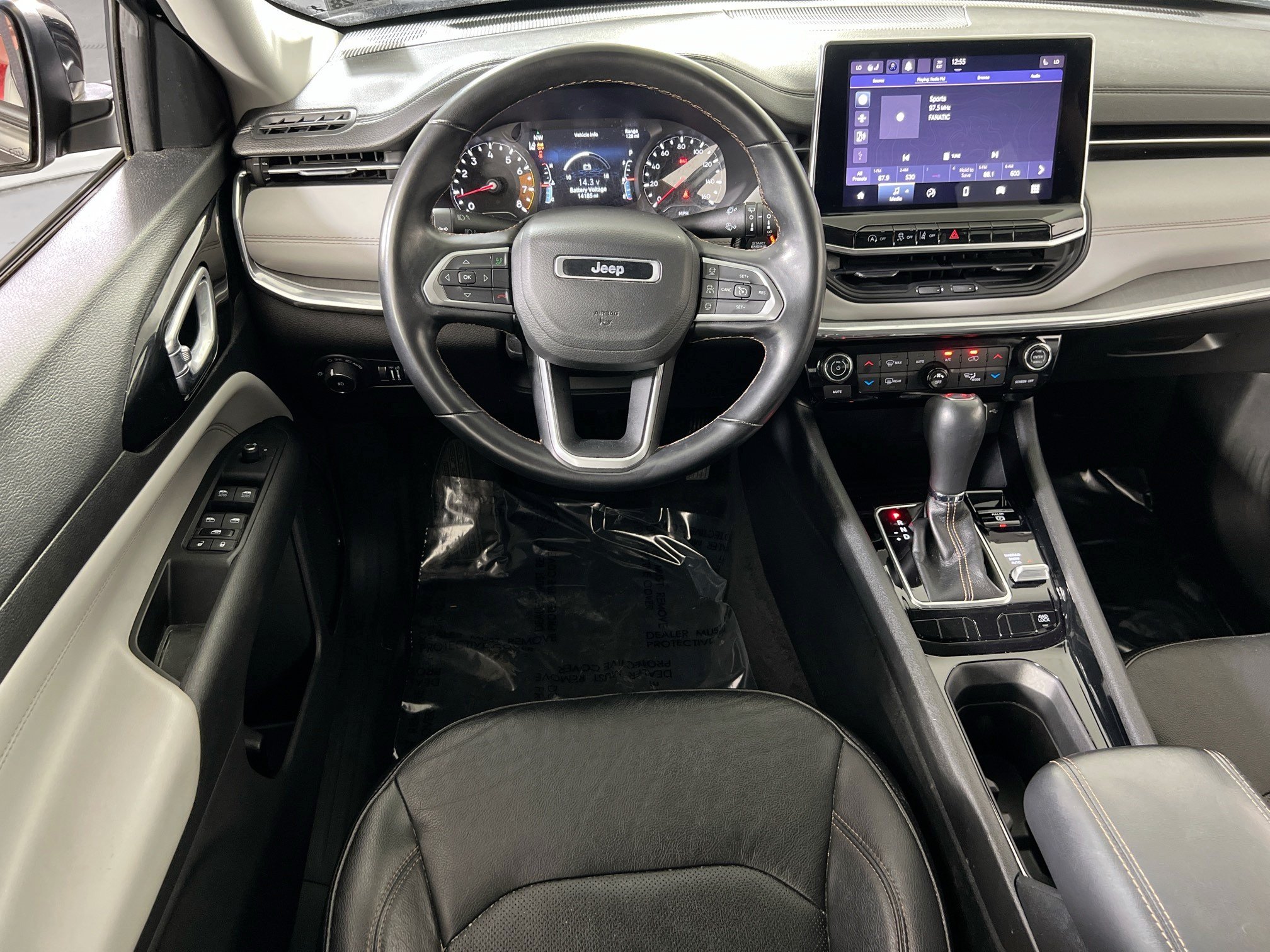 Used 2022 Jeep Compass Limited AWD/4WD image 21