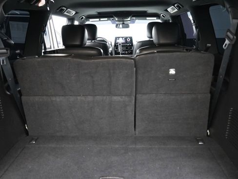 Used 2021 Nissan Armada SL w/ Midnight Edition Package image 17
