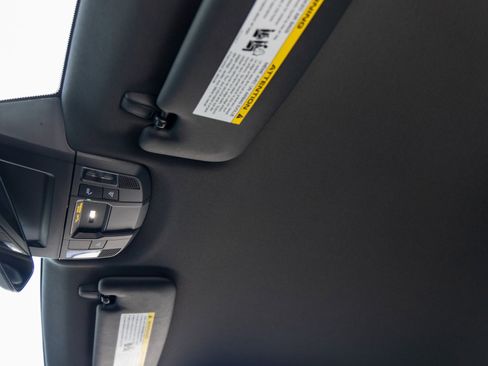 Certified 2024 Porsche 911 Carrera GTS image 28