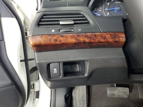 Used 2012 Honda Crosstour EX-L image 22