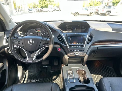 Used 2018 Acura MDX SH-AWD image 13