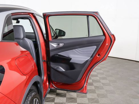 Used 2023 Volkswagen ID.4 Pro S Plus image 25