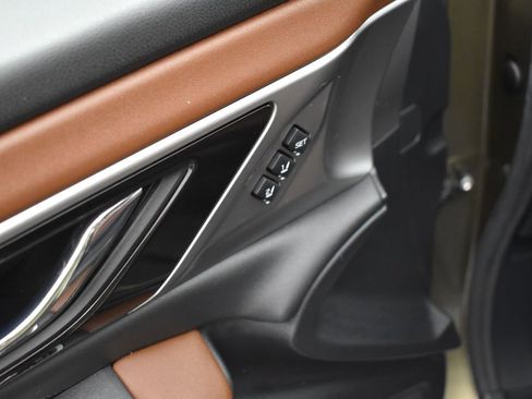 Used 2020 Subaru Outback Touring XT image 11