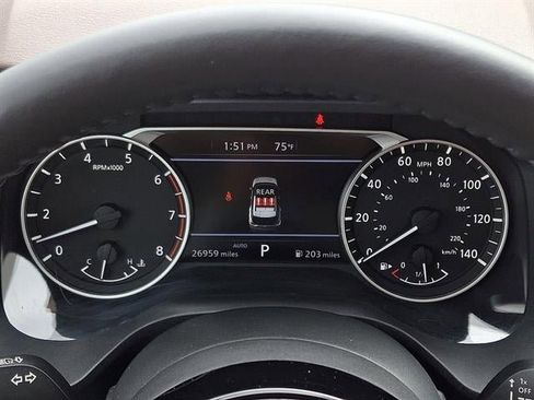 Used 2023 Nissan Rogue SV w/ SV Premium Package image 21