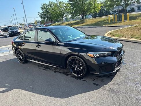 Used 2025 Honda Civic Sport image 2