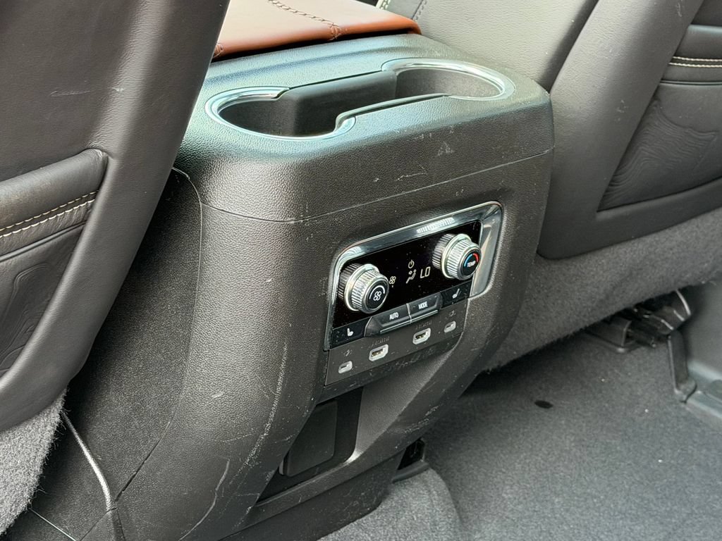 Certified 2023 GMC Yukon Denali Ultimate AWD/4WD image 42