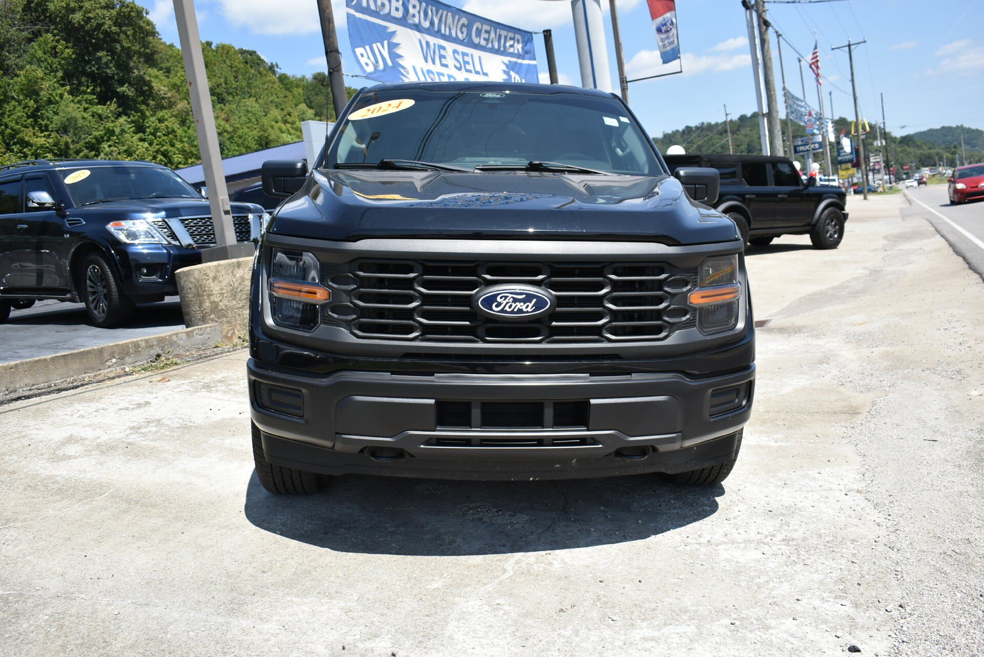 Used 2024 Ford F150 XL AWD/4WD image 2