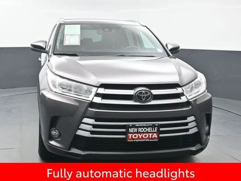Certified 2019 Toyota Highlander XLE image 10