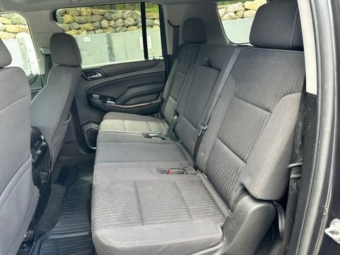 Used 2018 Chevrolet Suburban LS w/ Enhanced Driver Alert Package RWD image 22